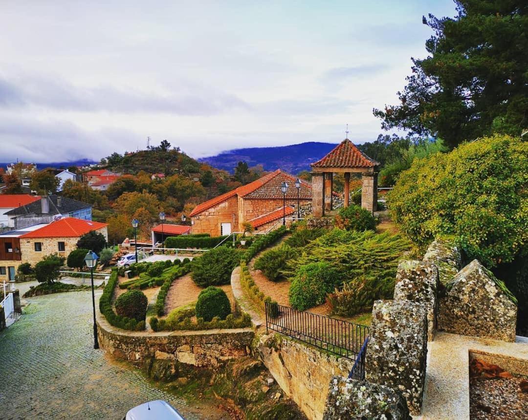 Casa Do Castelo Hotell Sernancelhe Eksteriør bilde