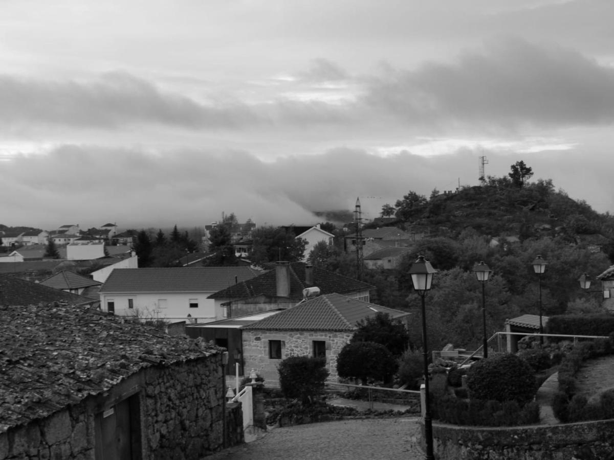 Casa Do Castelo Hotell Sernancelhe Eksteriør bilde